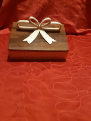 Boite noeud cadeau
