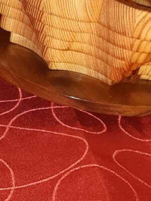 Corbeille avec socle