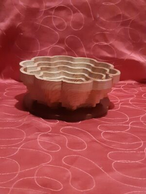 Corbeille avec socle